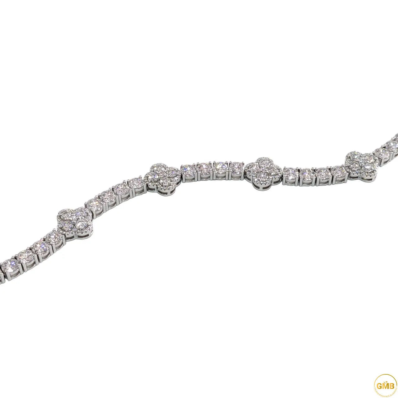 Bracelet tennis 'Van Cleef' moissanite 5 mm chez Golden Moissanite Bijouterie